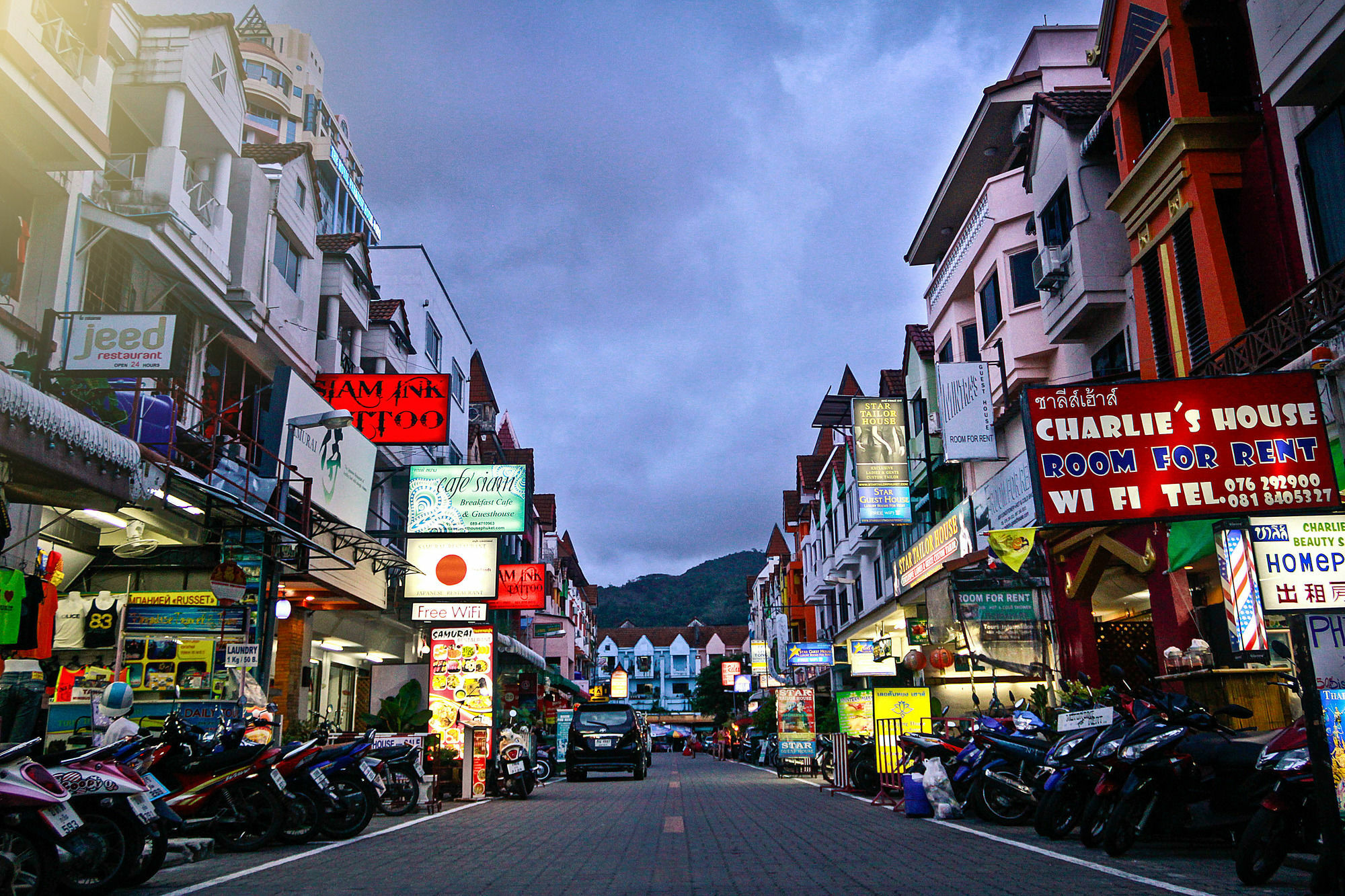 สตาร์เกสเฮาส์ Hotel Patong ภายนอก รูปภาพ