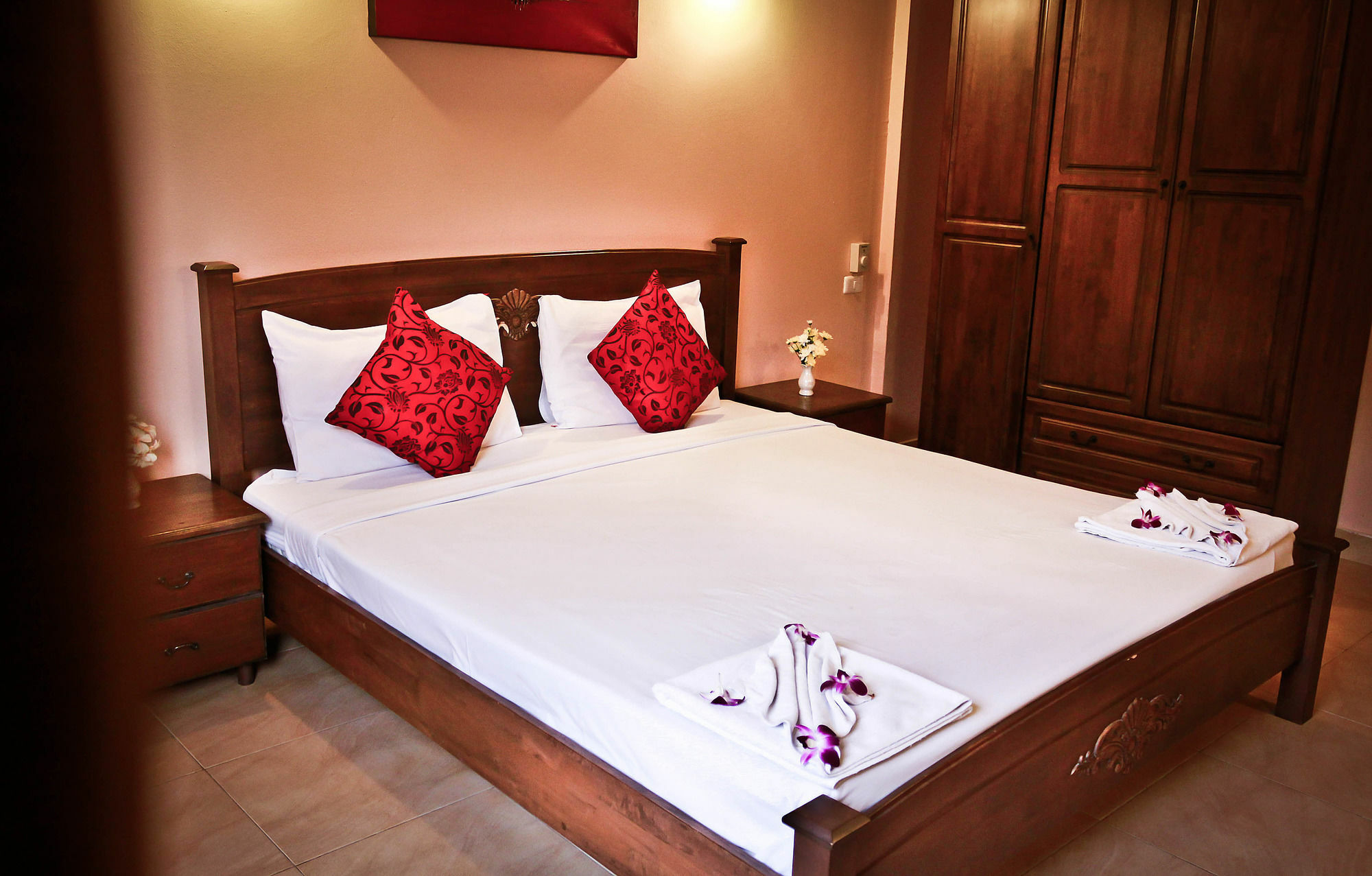 สตาร์เกสเฮาส์ Hotel Patong ภายนอก รูปภาพ